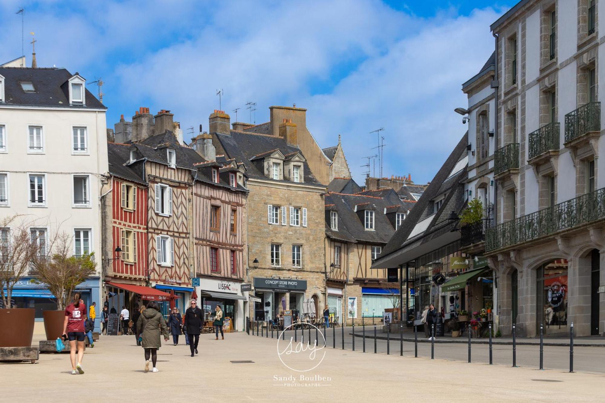 Le Patio - Hypercentre - Cour Au Calme - Wifi Apartment Vannes Ngoại thất bức ảnh